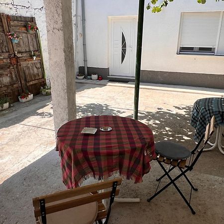 Guest House Kiwi מוסטר מראה חיצוני תמונה