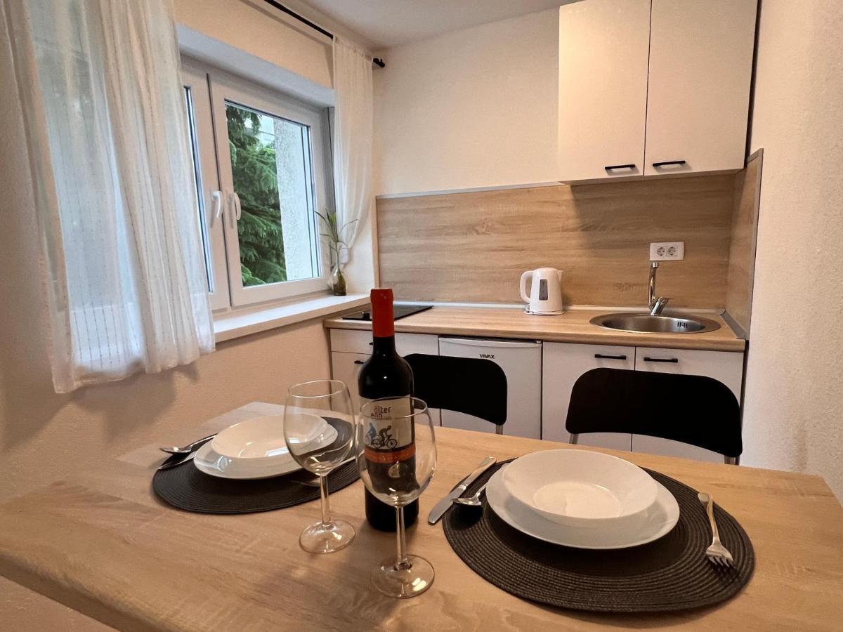 Guest House Kiwi מוסטר מראה חיצוני תמונה