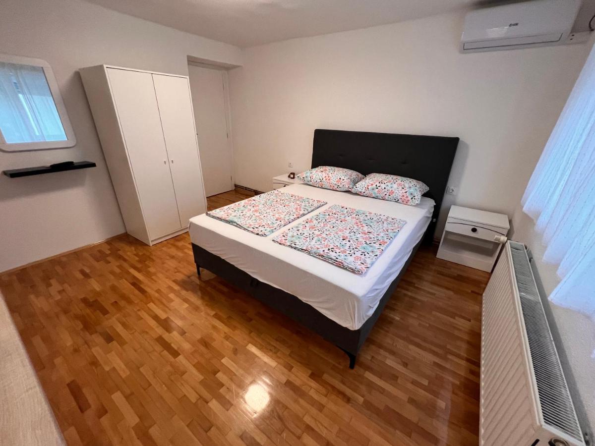 Guest House Kiwi מוסטר מראה חיצוני תמונה