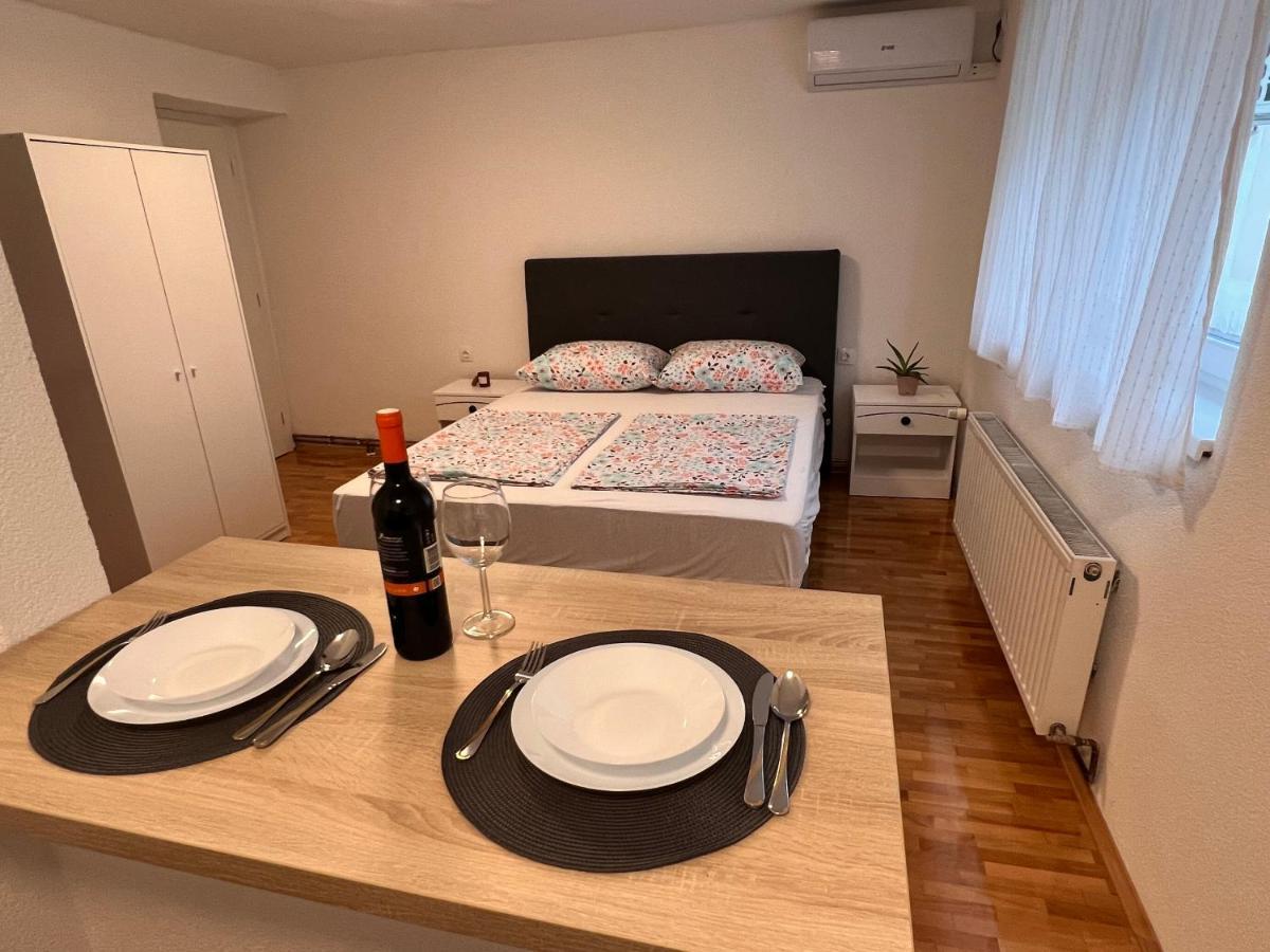 Guest House Kiwi מוסטר מראה חיצוני תמונה